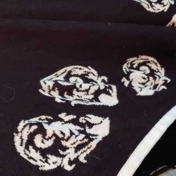 Vest - Picture 4 of 4